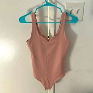 Abercrombie sweetheart bodysuit